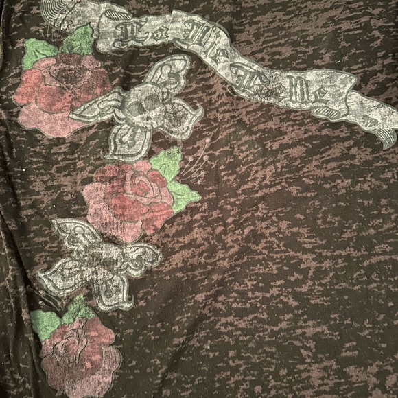 Junk Food Skull & Rose Graphic Tee S/M Black Gray Semi-Sheer
T-Shirt 💀🌹 - Picture 5 of 5